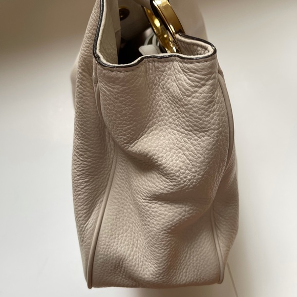 Michael Kors Fulton Large Ivory Leather Shoulder Bag - Picture 3 of 14